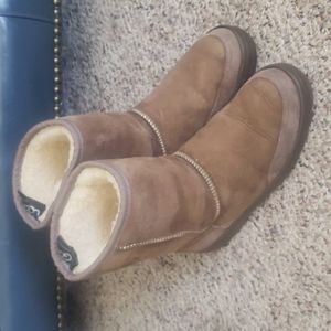 UGG Ultra Short Revival Boot